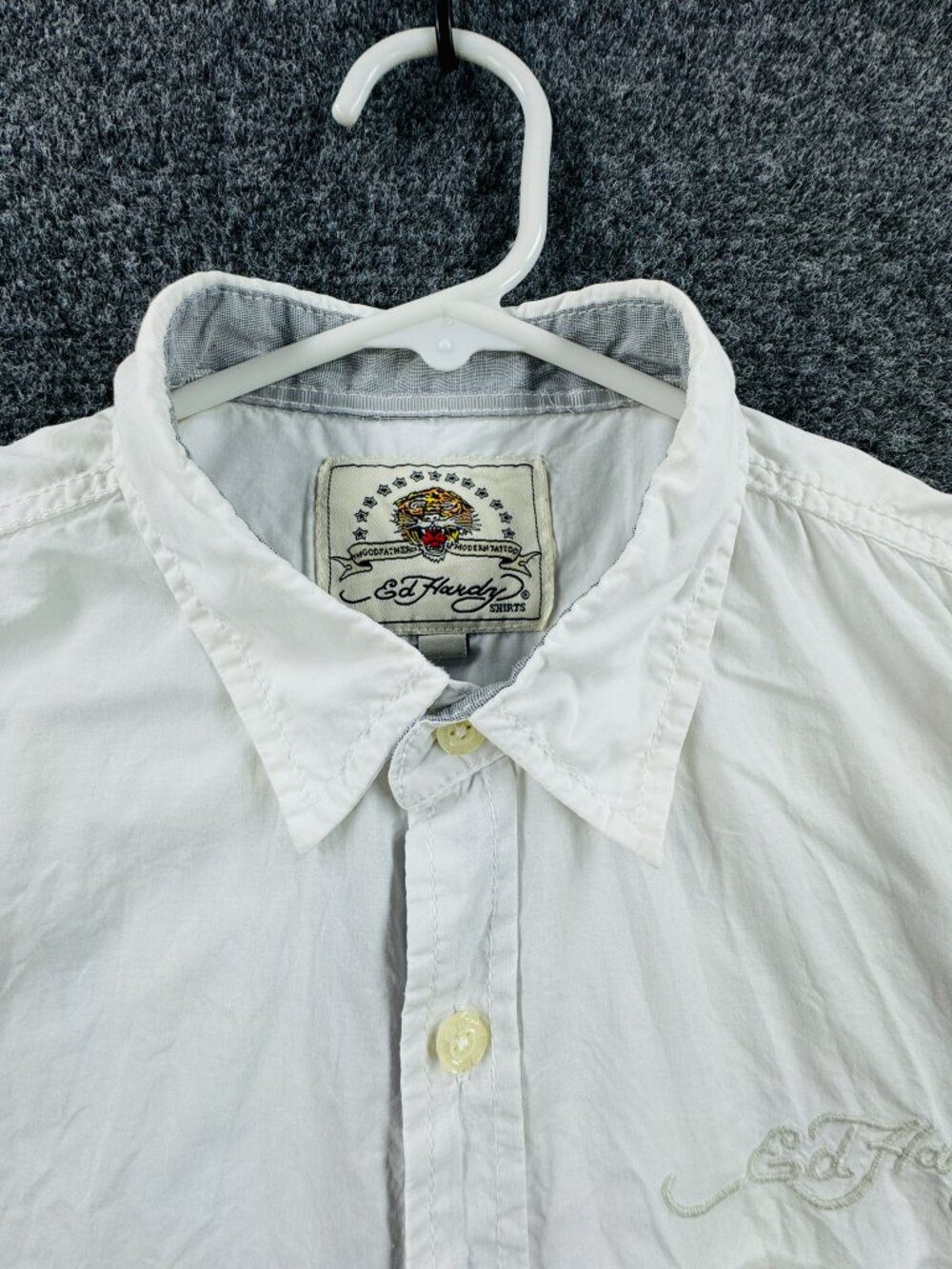 Ed Hardy Medium Men White Button Up Long Sleeve Pocket Shirt Woven Adult Logo